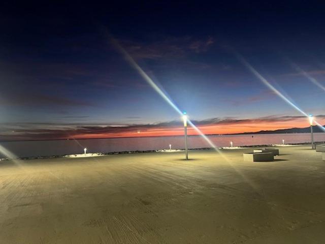 Haus in Nador/Sidi Ali, Marokko neben dem Meer Bagian luar foto